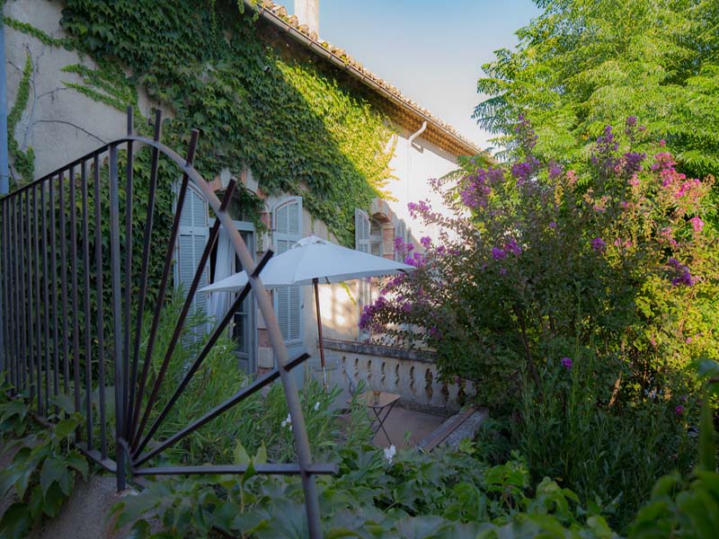 Chambres d'hôtes Pralus-Neyrand saint laurent des arbres 30126 N° 2