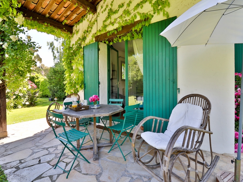 Chambres d'hôtes Ronin-Pillet colle sur loup 06480 N° 7