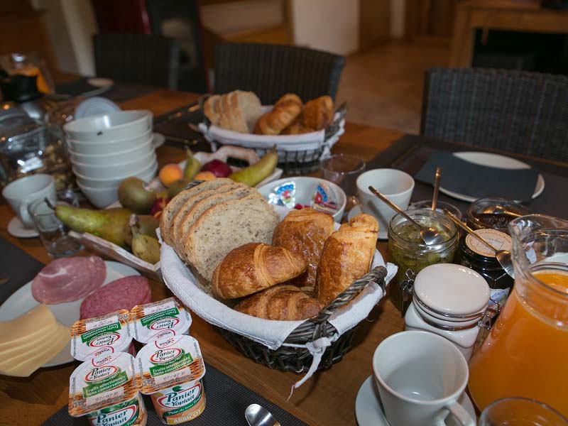 Chambres d'hôtes Dhondt-Francque charensat 63640 N° 2