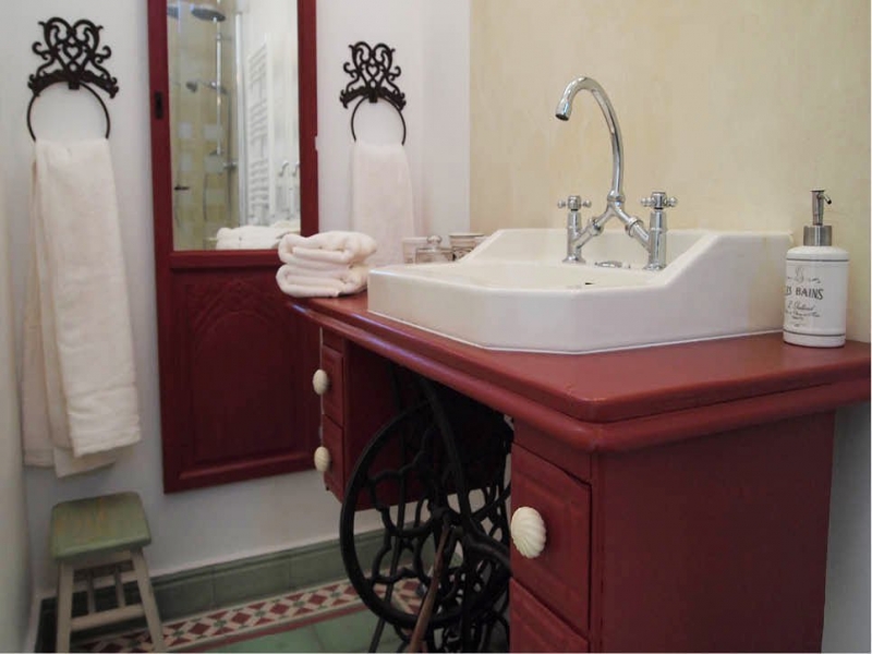 Chambres d'hôtes Grassi chateauneuf de gadagne 84470 N° 10