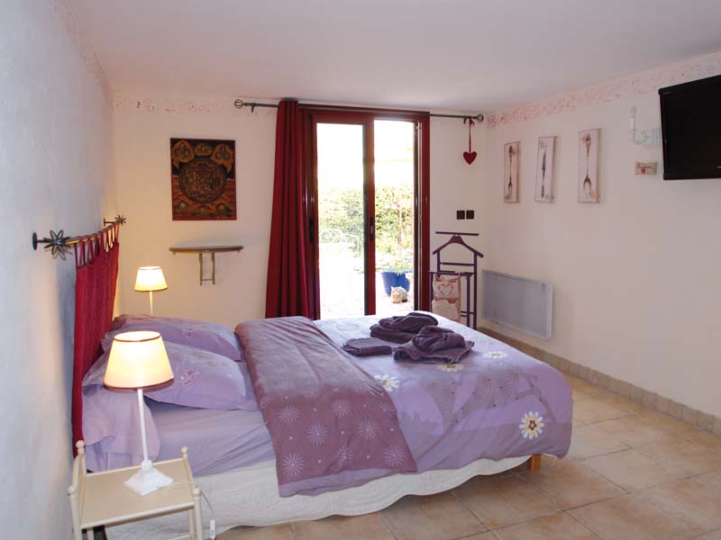 Chambres d'hôtes Buchet-Lecocq caumont sur durance 84510 N° 1