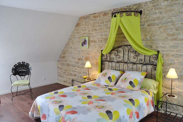 Chambres d'hôtes Charrin saillenard 71580 N° 2