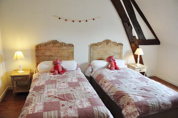 Chambres d'hôtes Charrin saillenard 71580 N° 3